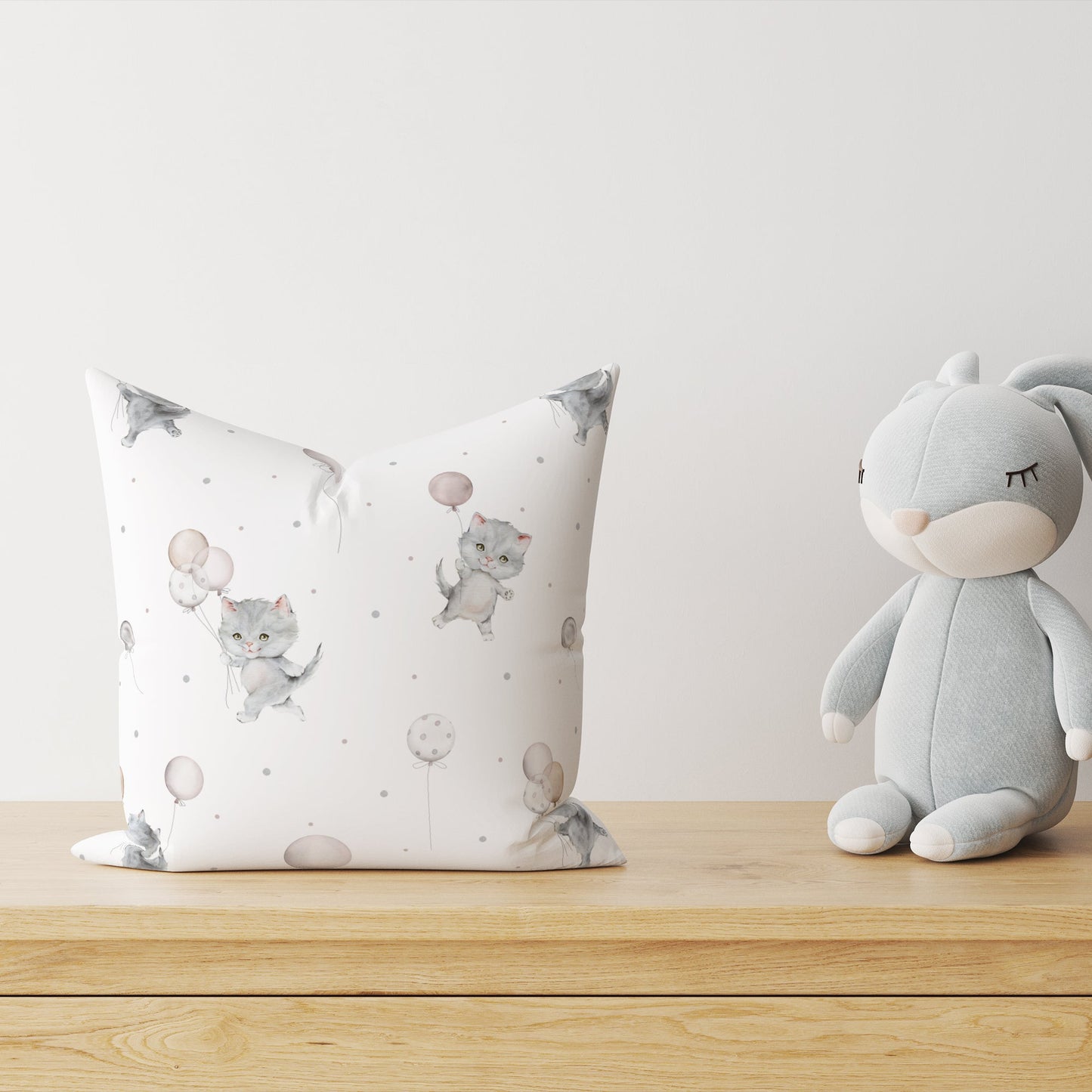 "Katze mit Luftballons" Premium Kinder Dekokissen