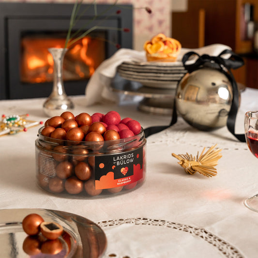 LAKRIDS BÜLOW Winter: Large Mixed Classic Caramel & Crispy Raspberry 550g