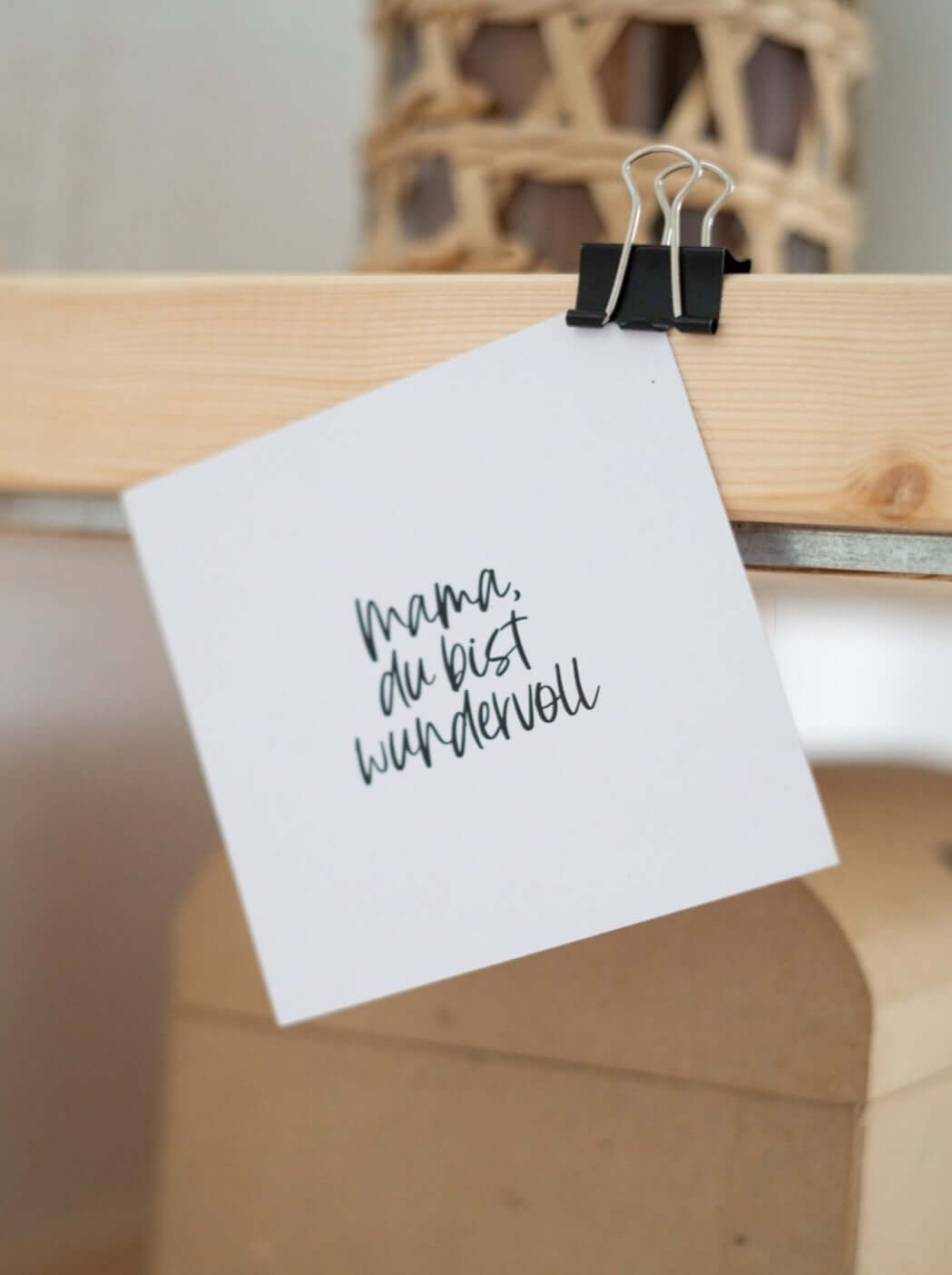 Mama du bist wundervoll · Postkarte