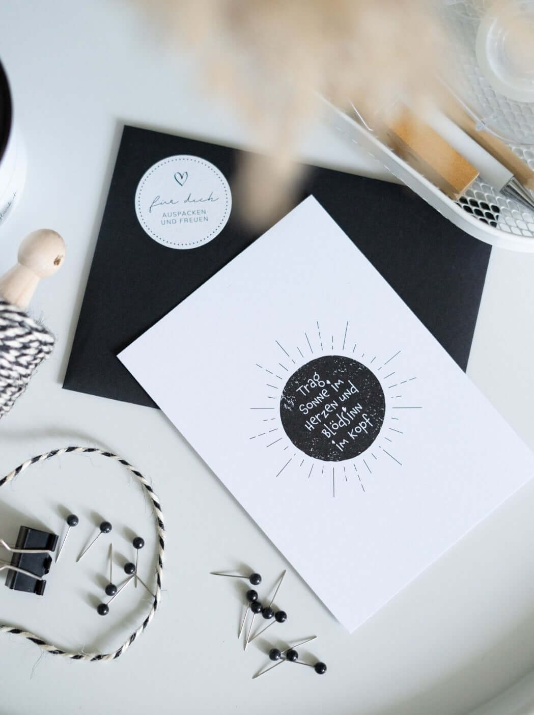 Trag Sonne im Herzen · Postkarte