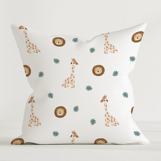"Giraffe und Löwe" Premium Kinder Dekokissen