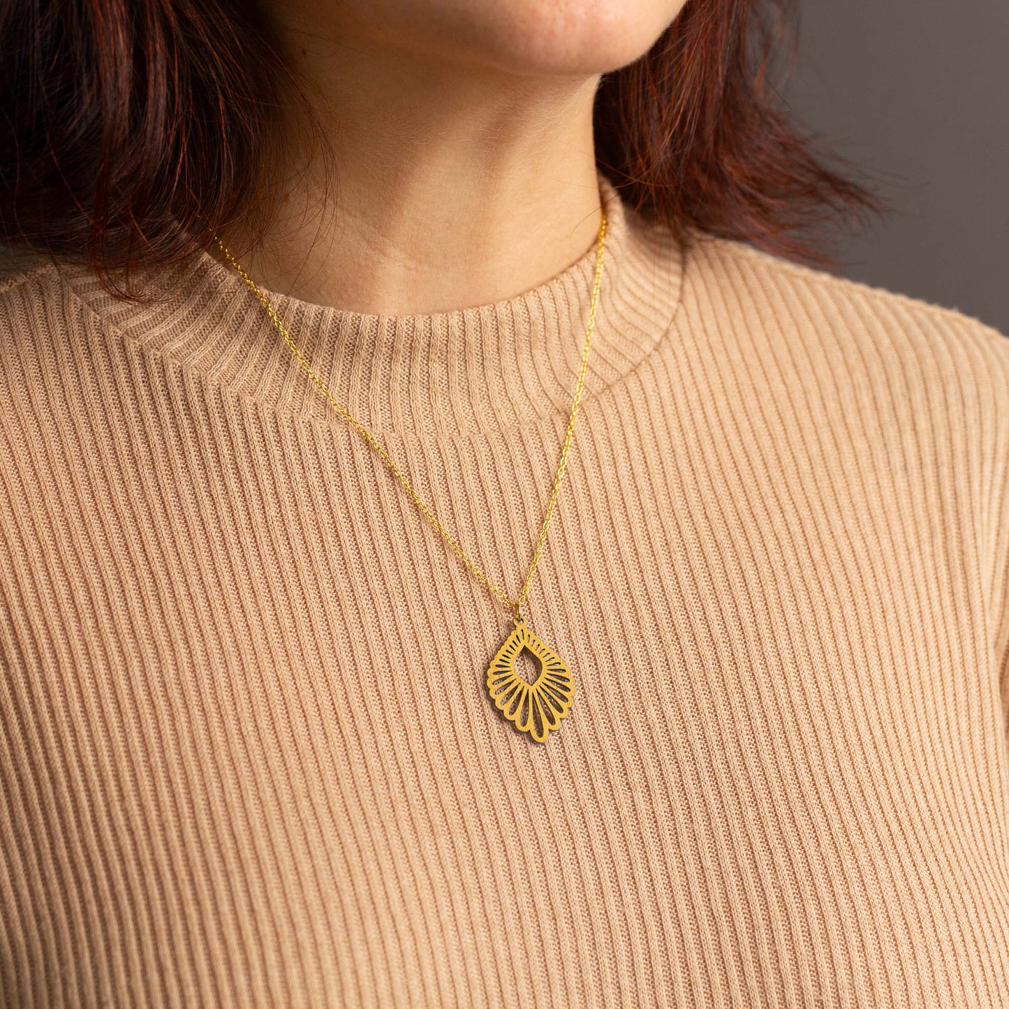 Halskette mit Holzanhänger - 'Mindful'