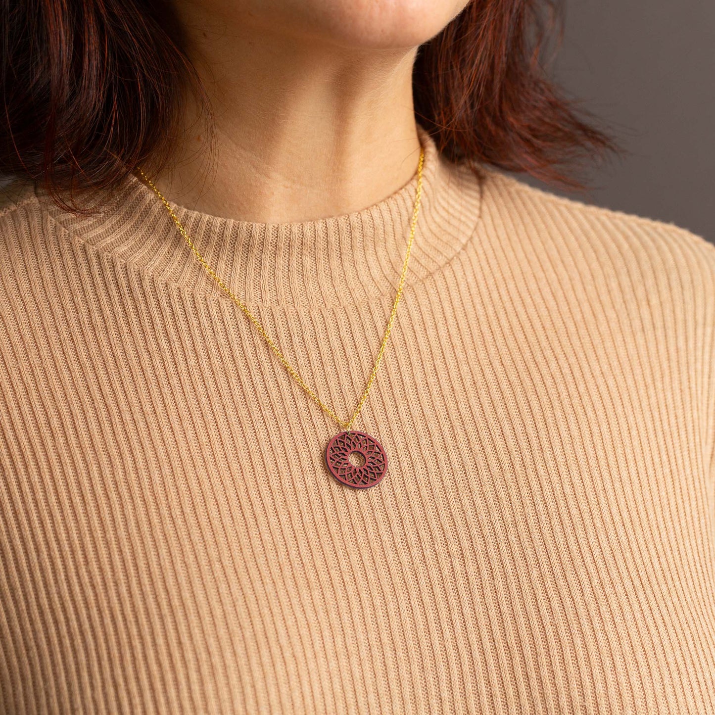 Halskette mit Holzanhänger - 'Spirit'