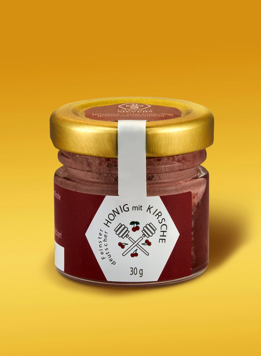 Honig mit Kirsche