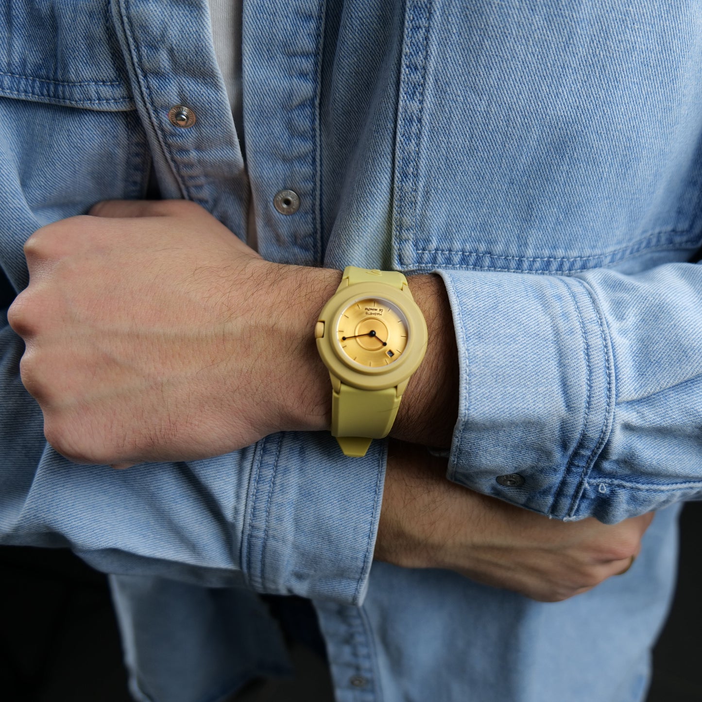 La Montre Yellow