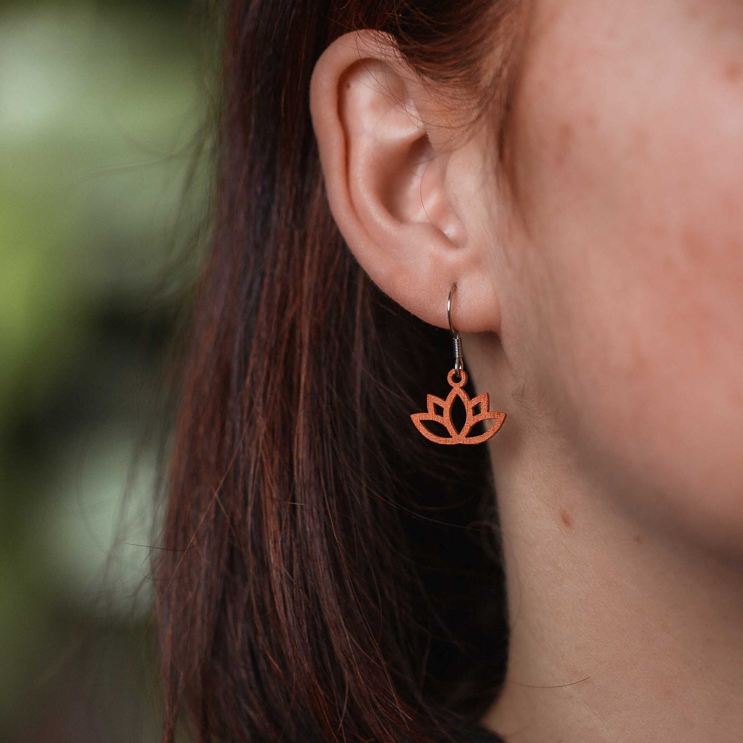 Ohrringe / Ohrhänger aus Holz | Flower Lotus