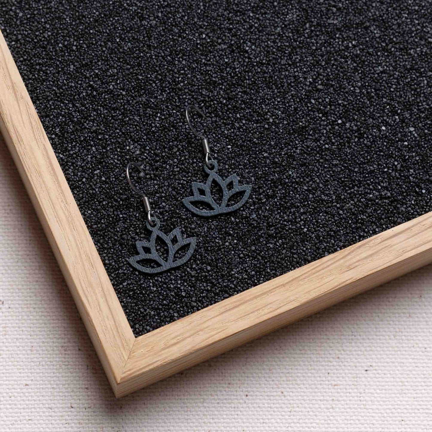 Ohrringe / Ohrhänger aus Holz | Flower Lotus