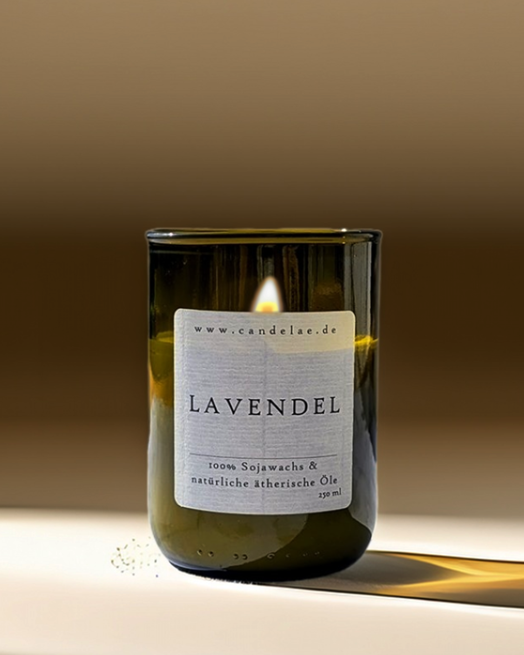 Natürliche Duftkerze Lavendel von Candelae - Entspannung pur