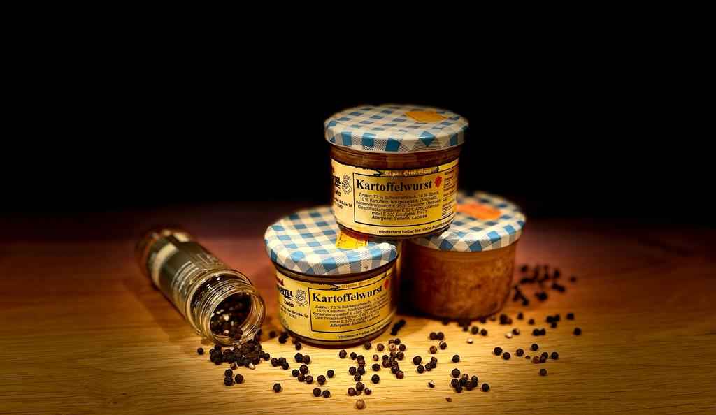 Kartoffelwurst im Glas