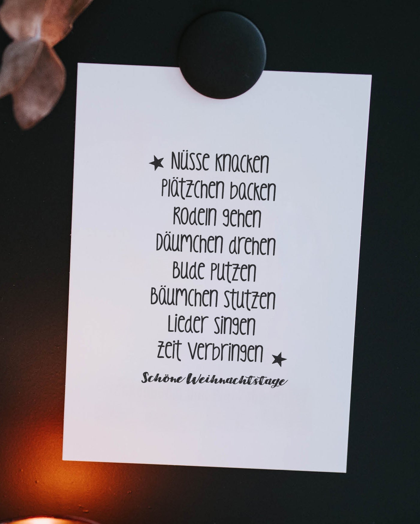 Nüsse knacken · Postkarte